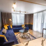 Lord Morgan & Exclusive Design Nisantasi